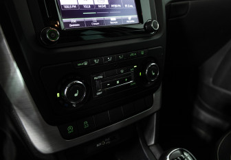 Подержанный автомобиль Skoda Yeti 2016 года (16 фото)