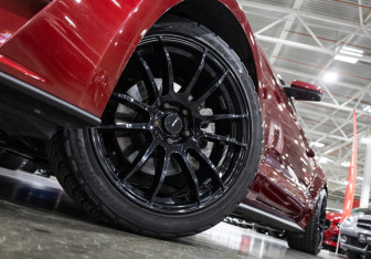Подержанный автомобиль Ford Mustang Convertible 2019 года (3 фото)