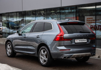 Подержанный автомобиль Volvo XC60 2018 года (6 фото)