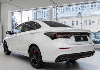 Новый Omoda S5 GT 2024 (5 фото)