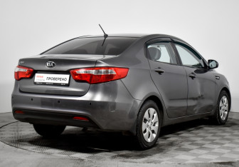 Подержанный автомобиль Kia Rio Sedan 2013 года (5 фото)