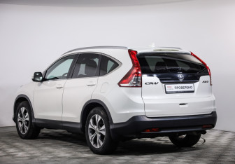 Подержанный автомобиль Honda CR-V 2014 года (7 фото)
