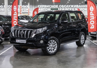 Подержанный автомобиль Toyota Land Cruiser Prado 2013 года (1 фото)