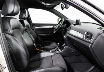 Подержанный автомобиль Audi Q3 2013 года (21 фото)