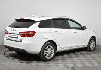 Подержанный автомобиль LADA (ВАЗ) Vesta Wagon 2017 года (5 фото)