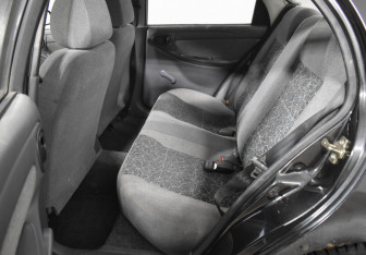 Подержанный автомобиль Chevrolet Lanos 2008 года (11 фото)