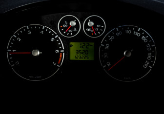 Подержанный автомобиль Ford Fusion 2008 года (15 фото)