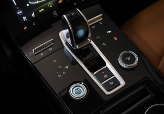 Подержанный автомобиль Chery Tiggo 8 Pro Max 2023 года (21 фото)