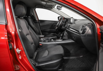 Подержанный автомобиль Mazda 3 Sedan 2014 года (19 фото)