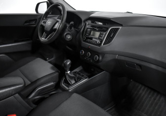 Подержанный автомобиль Hyundai Creta 2018 года (13 фото)