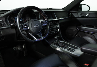 Подержанный автомобиль Kia Optima Sedan 2020 года (11 фото)
