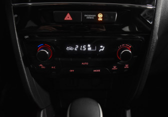 Подержанный автомобиль Suzuki Vitara 2020 года (16 фото)