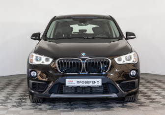 Подержанный автомобиль BMW X1 2018 года (2 фото)