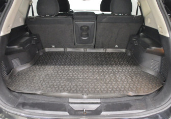 Подержанный автомобиль Nissan X-Trail 2017 года (17 фото)