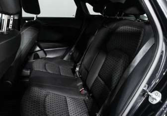 Подержанный автомобиль Kia Ceed Hatchback 2018 года (10 фото)