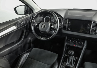 Подержанный автомобиль Skoda Karoq 2020 года (9 фото)