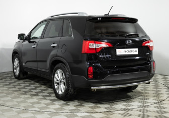 Подержанный автомобиль Kia Sorento 2019 года (7 фото)