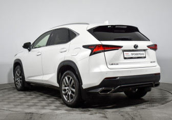Подержанный автомобиль Lexus NX 2018 года (7 фото)