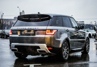 Подержанный автомобиль Land Rover Range Rover Sport 2020 года (8 фото)