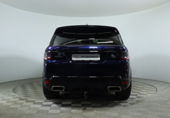 Подержанный автомобиль Land Rover Range Rover Sport 2020 года (6 фото)