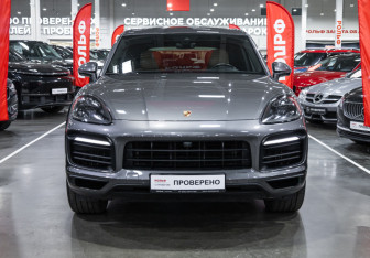 Подержанный автомобиль Porsche Cayenne 2020 года (5 фото)