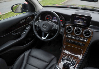 Подержанный автомобиль Mercedes-Benz GLC Coupe 2016 года (12 фото)