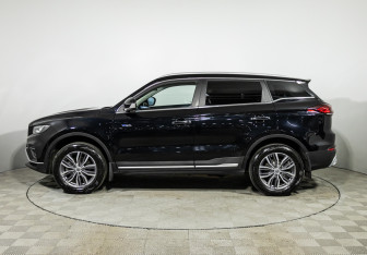Подержанный автомобиль Geely Atlas Pro 2022 года (8 фото)