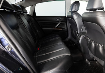 Подержанный автомобиль Nissan Teana 2008 года (14 фото)