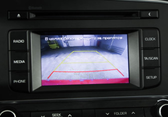 Подержанный автомобиль Hyundai Elantra Sedan 2016 года (15 фото)