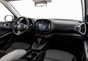 Подержанный автомобиль Kia Soul 2020 года (10 фото)