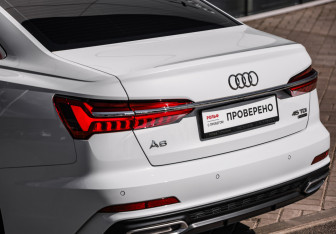 Подержанный автомобиль Audi A6 Sedan 2020 года (12 фото)