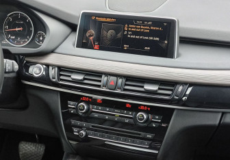 Подержанный автомобиль BMW X5 2016 года (17 фото)