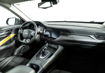 Подержанный автомобиль Haval F7x 2020 года (9 фото)