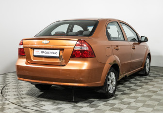 Подержанный автомобиль Chevrolet Aveo Sedan 2007 года (5 фото)