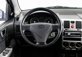 Подержанный автомобиль Hyundai Getz 2007 года (11 фото)