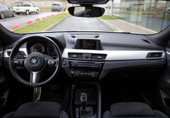 Подержанный автомобиль BMW X2 2019 года (8 фото)