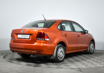 Подержанный автомобиль Volkswagen Polo Sedan 2016 года (5 фото)