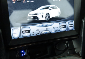 Подержанный автомобиль Toyota Camry Sedan 2017 года (16 фото)