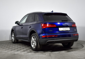 Подержанный автомобиль Audi Q5 2017 года (7 фото)