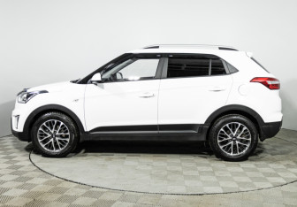 Подержанный автомобиль Hyundai Creta 2021 года (8 фото)