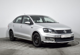 Подержанный автомобиль Volkswagen Polo Sedan 2017 года (3 фото)