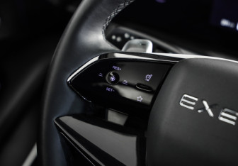 Подержанный автомобиль Exeed RX 2024 года (12 фото)