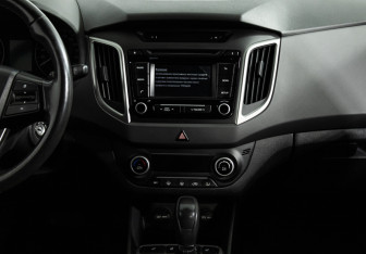 Подержанный автомобиль Hyundai Creta 2016 года (14 фото)