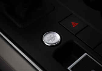 Подержанный автомобиль Volkswagen Touareg 2021 года (16 фото)