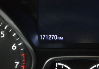 Подержанный автомобиль Ford Focus Hatchback 2017 года (15 фото)