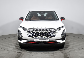 Подержанный автомобиль Omoda C5 2023 года (2 фото)