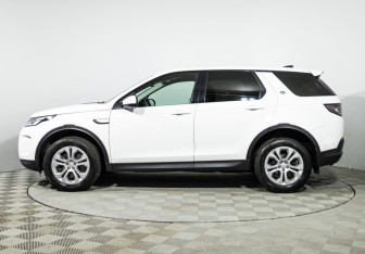 Подержанный автомобиль Land Rover Discovery Sport 2019 года (8 фото)