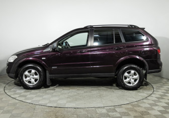 Подержанный автомобиль SsangYong Kyron 2010 года (8 фото)