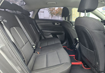 Подержанный автомобиль Kia Cerato Sedan 2021 года (12 фото)
