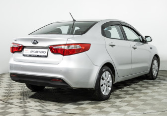 Подержанный автомобиль Kia Rio Sedan 2015 года (5 фото)